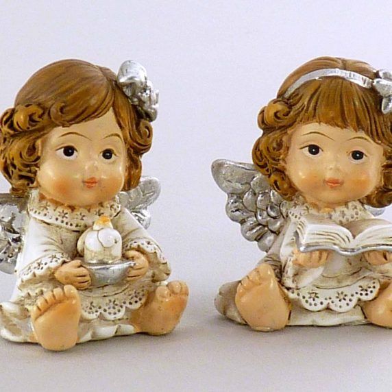 Engel Figur sitzend aus Polyresin