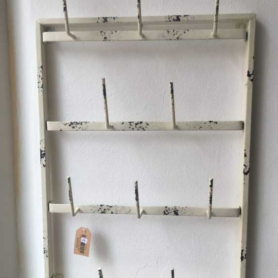 Wandhaken aus Eisen weiß