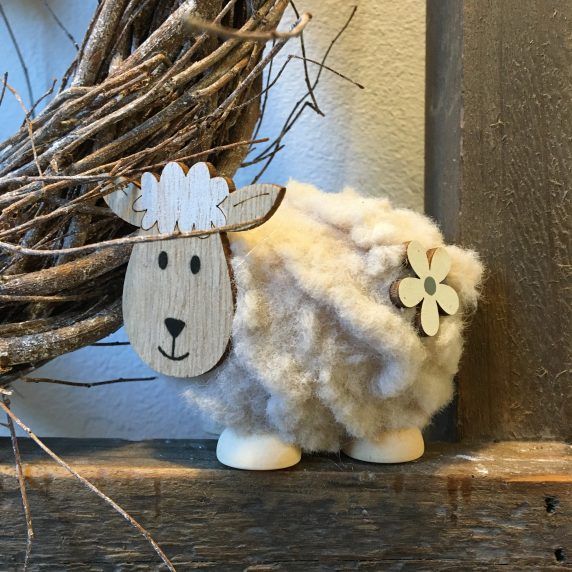 Schaf zum hinstellen beige